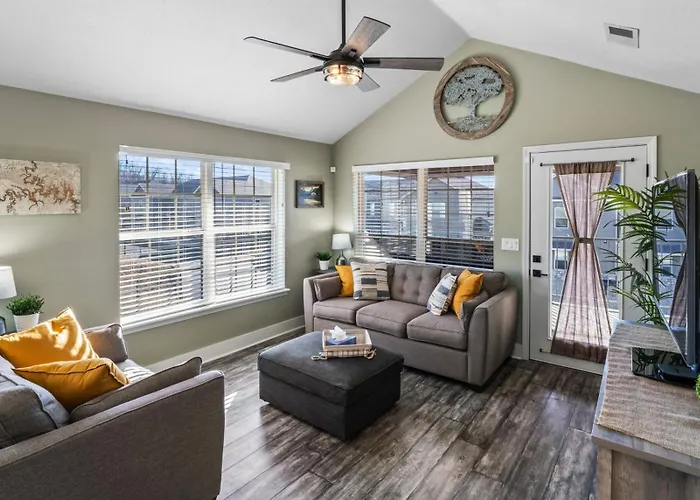2Br Condo - Near Sdc - 2 Pools - Golf Onsite - Free Tickets Included - Sb 9-5