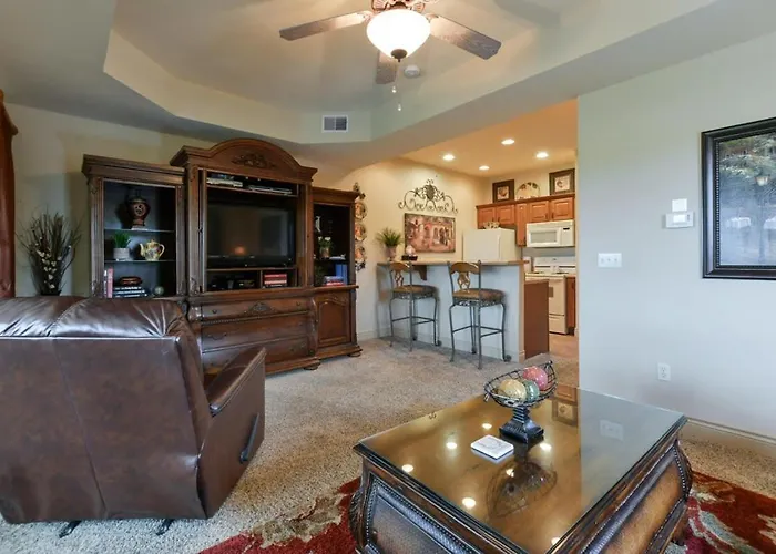 Tuscany Villas - In The Heart Of Branson